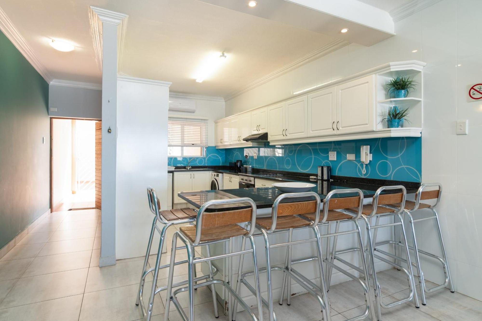 Апартаменты Le Rocella 4 - 2 Adults And 4 Children Only Баллито Экстерьер фото
