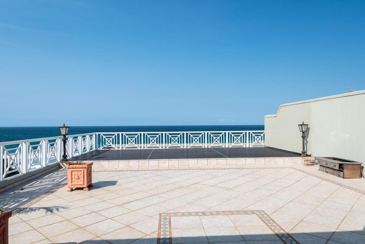 Апартаменты Le Rocella 4 - 2 Adults And 4 Children Only Баллито Экстерьер фото